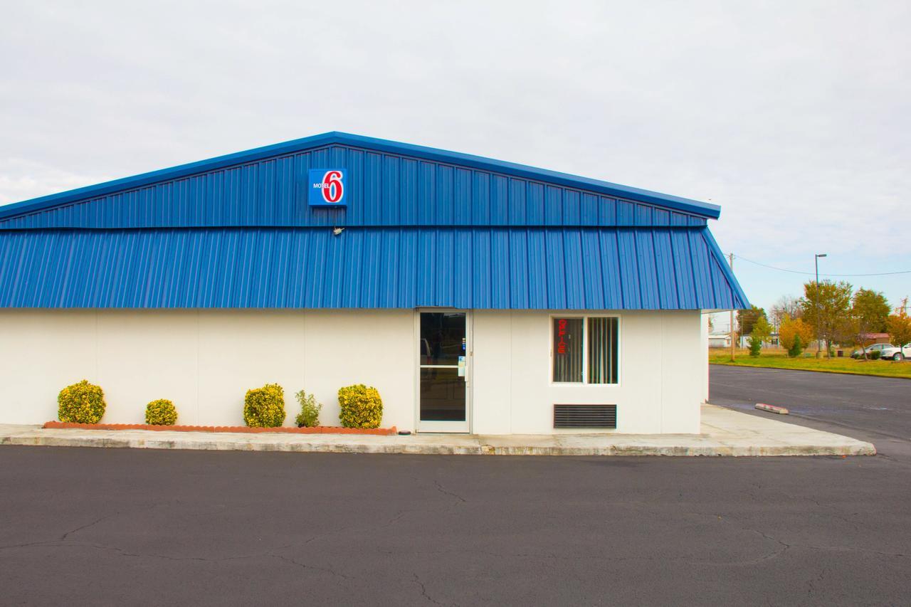 Country Yard Inn And Suites Sikeston Exteriér fotografie